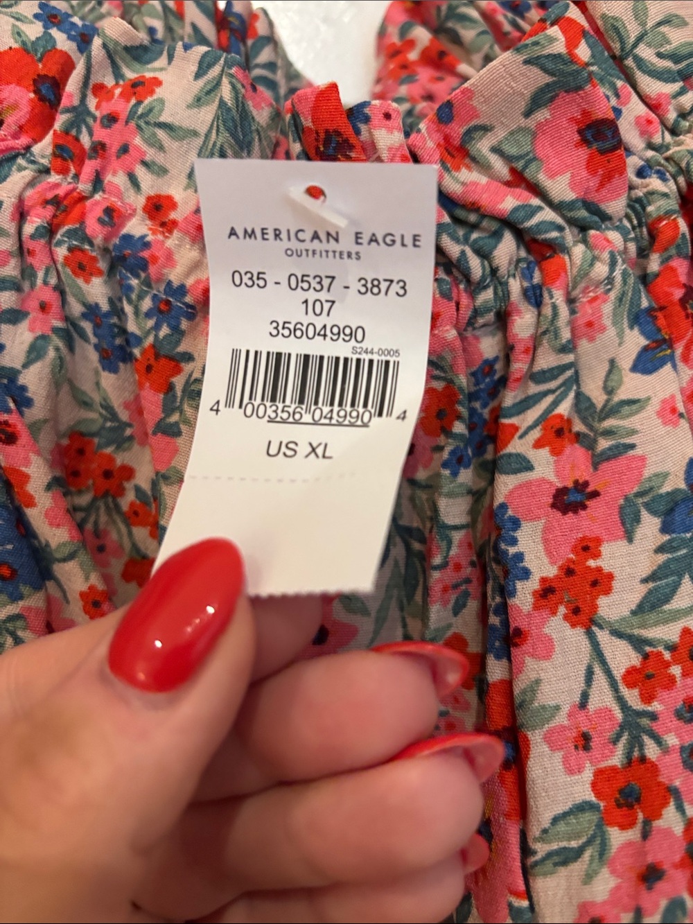 NWT Floral AEO Top - Size XL - Picture 5 of 5